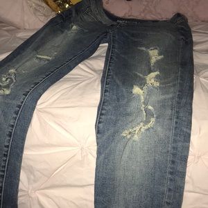 American Eagle Distressed